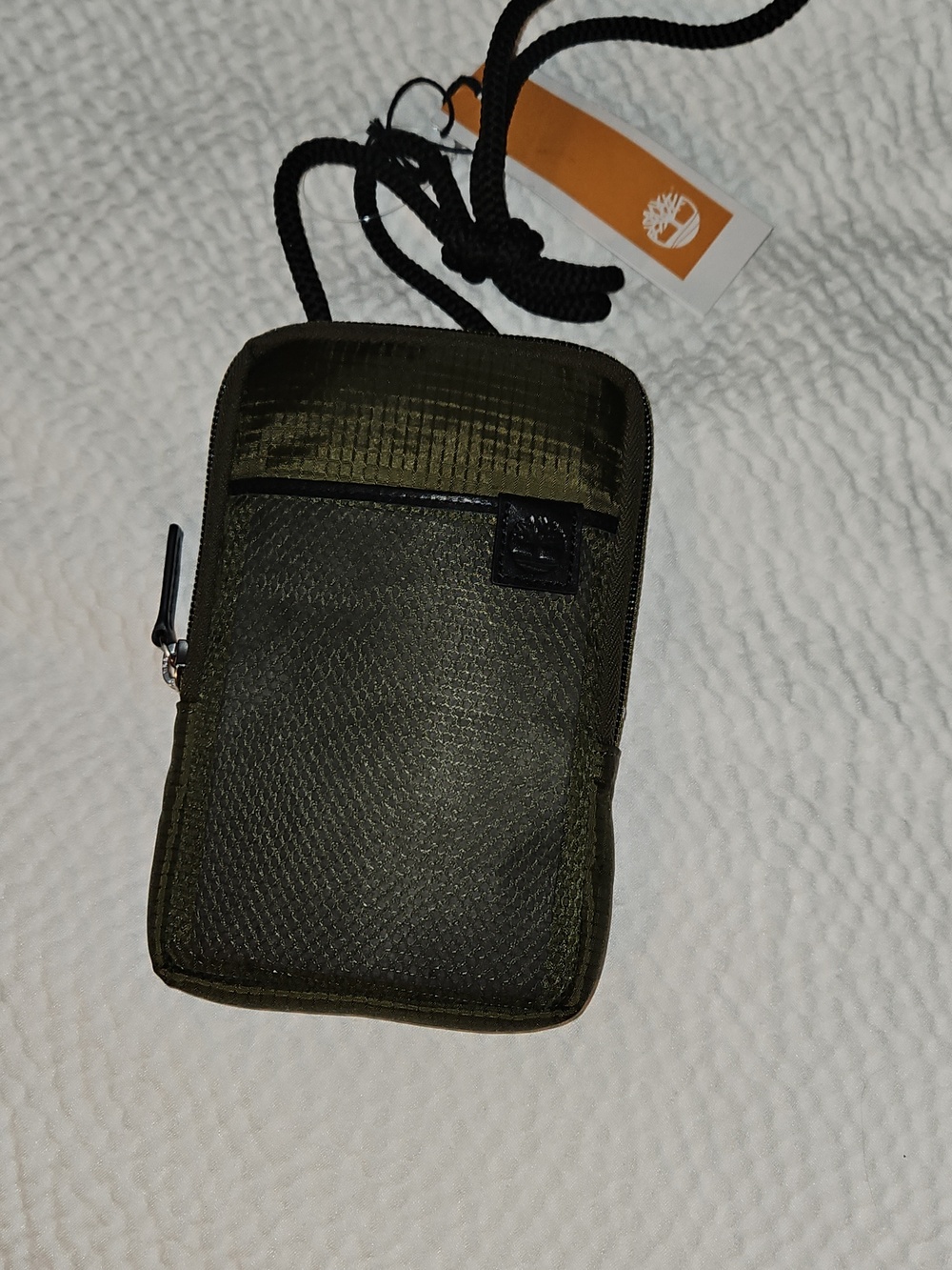 NWT Timberland Olive Green Crossbody Phone Pouch With Card Holders.